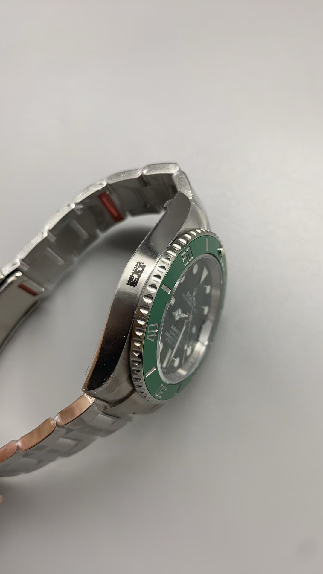 VSF Submariner 116610LV detail 4