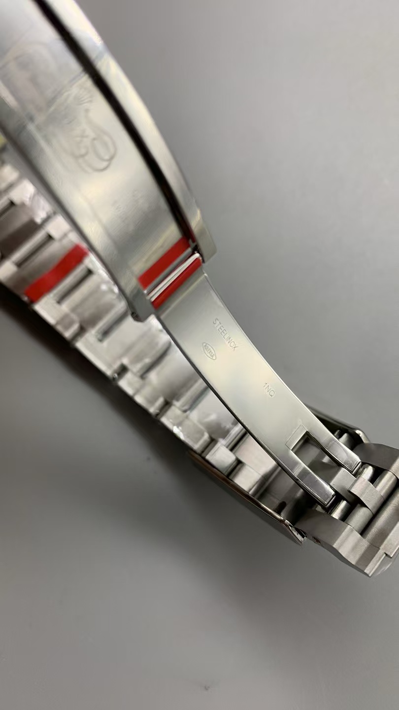 VSF Rolex GMT-Master II Pepsi Oyster detail 6